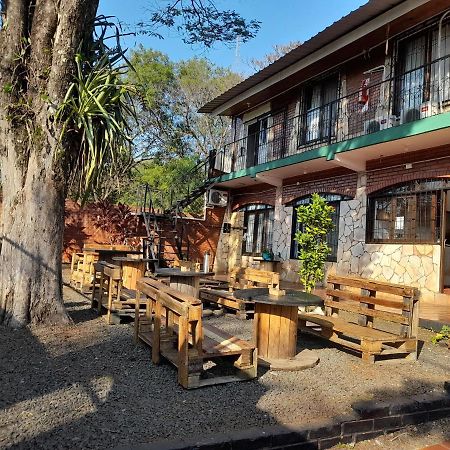 Eco Hostel Iguazu Πουέρτο Ιγκουασού Εξωτερικό φωτογραφία