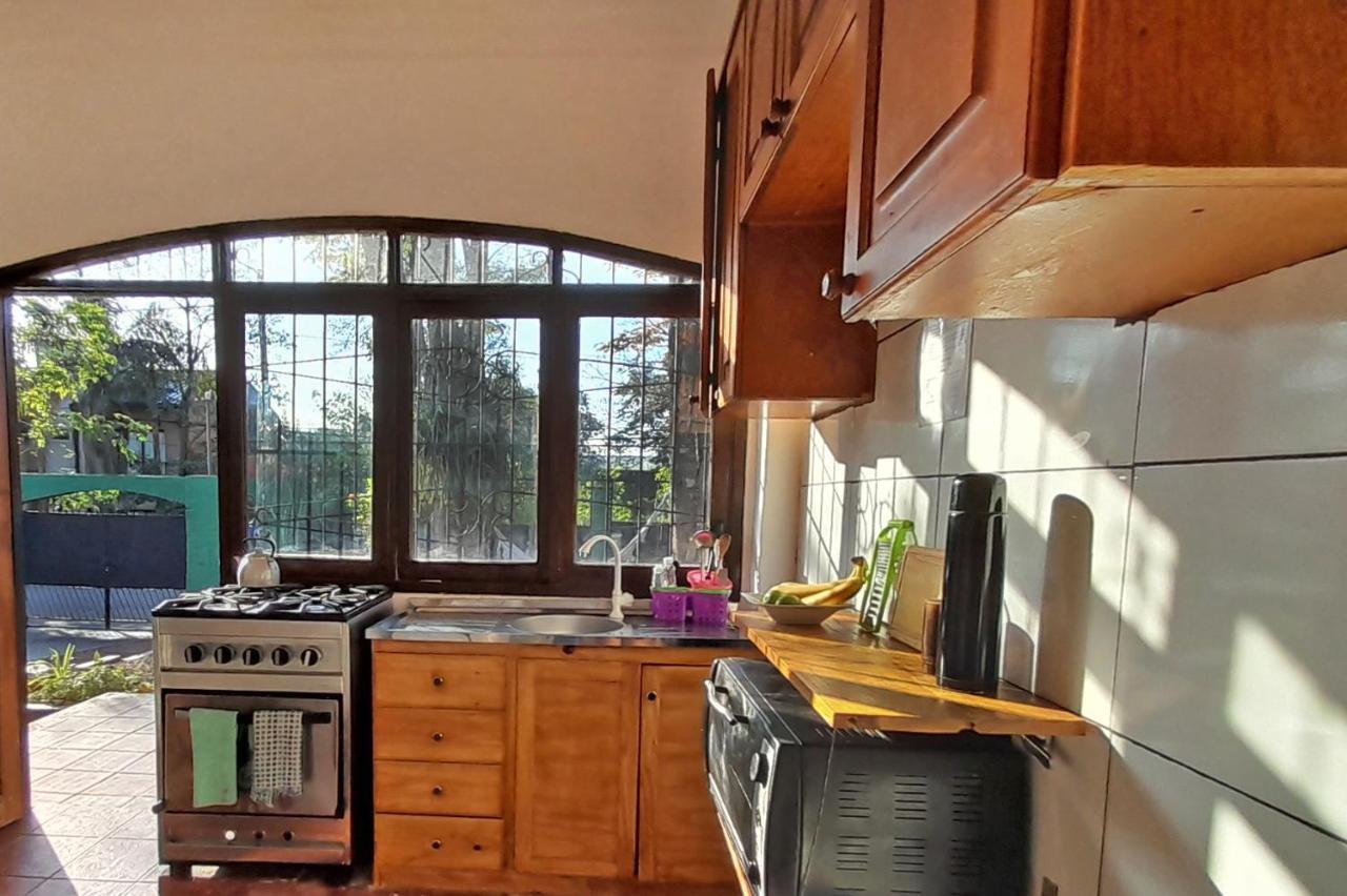 Eco Hostel Iguazu Πουέρτο Ιγκουασού Εξωτερικό φωτογραφία