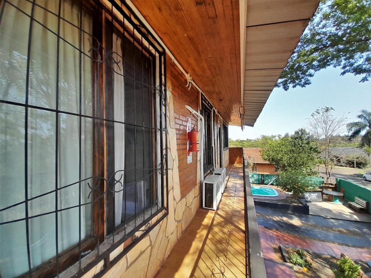 Eco Hostel Iguazu Πουέρτο Ιγκουασού Εξωτερικό φωτογραφία