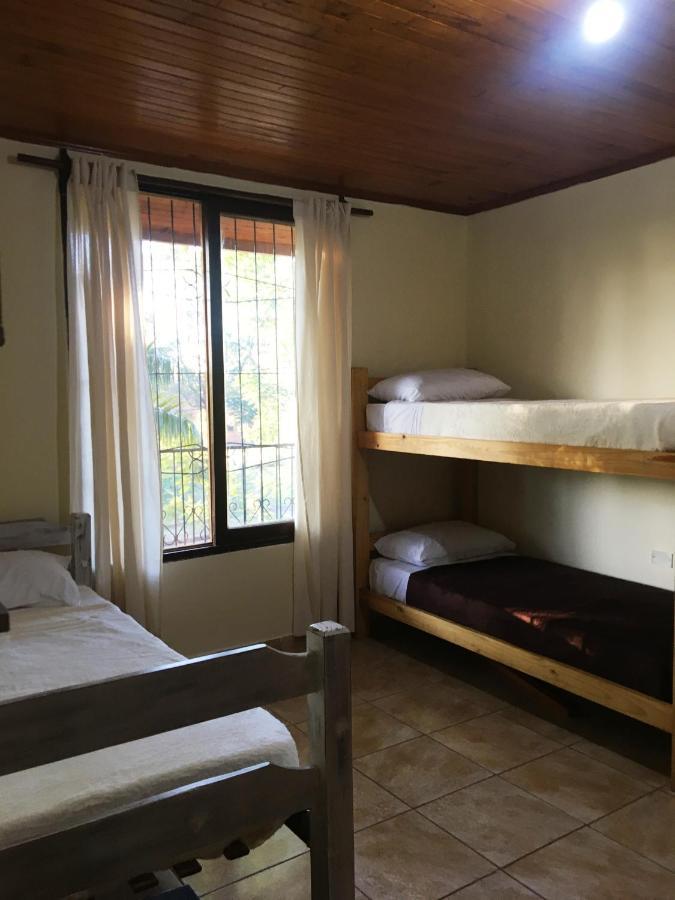 Eco Hostel Iguazu Πουέρτο Ιγκουασού Εξωτερικό φωτογραφία